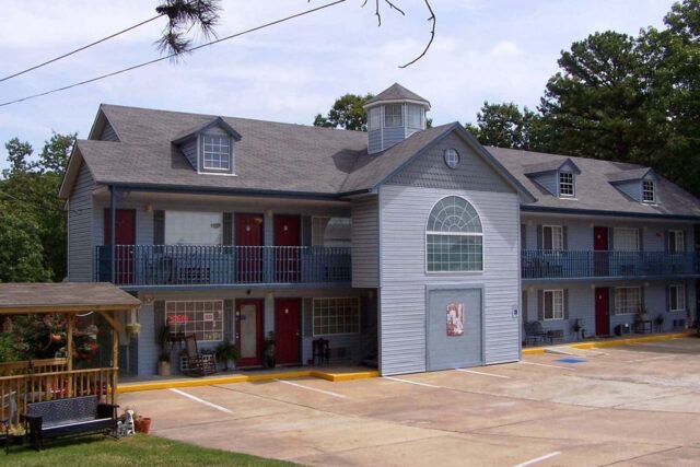 Eureka Suites Long Term Rentals in Eureka Springs